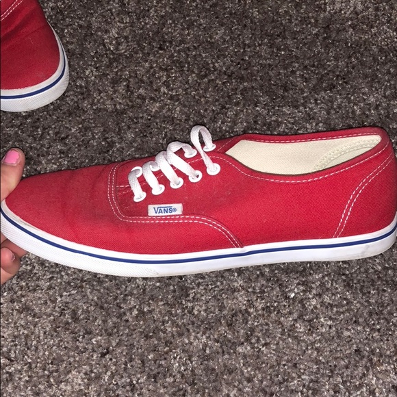 RED THIN SOLED VANS !!!! Men’s 6.5 Women’s 8 - Picture 2 of 3
